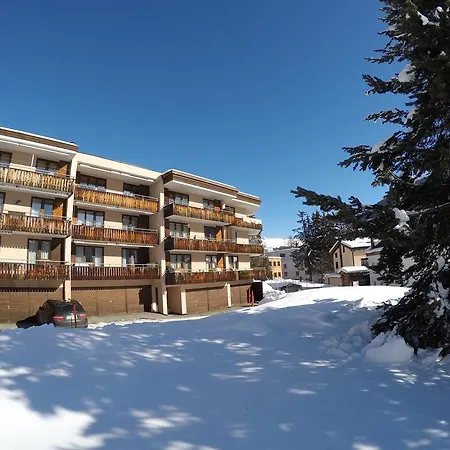 Apartman Alberti 5 *